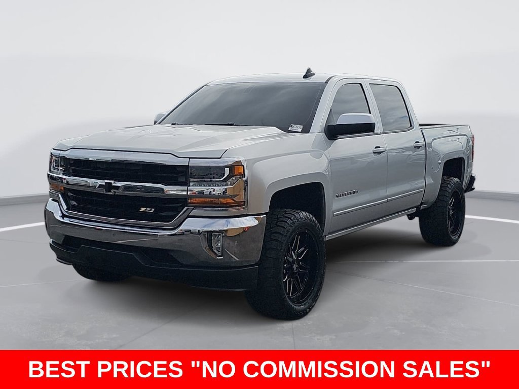 Used 2018 Chevrolet Silverado 1500 LT w/ LT Eassist Package RWD image 7