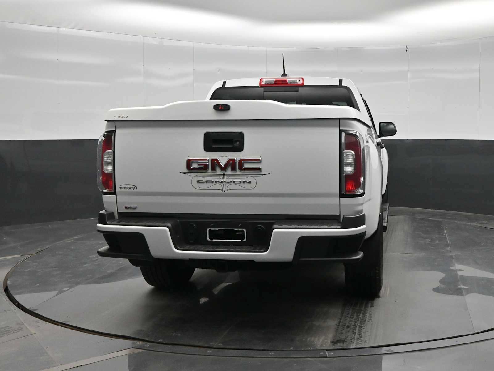Used 2022 GMC Canyon Elevation w/ Trailering Package AWD/4WD image 6