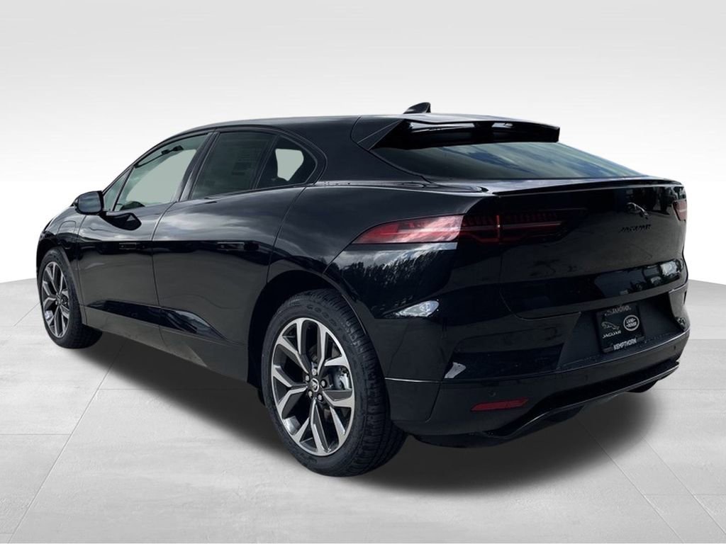 Used 2024 Jaguar I-PACE R-Dynamic HSE image 3