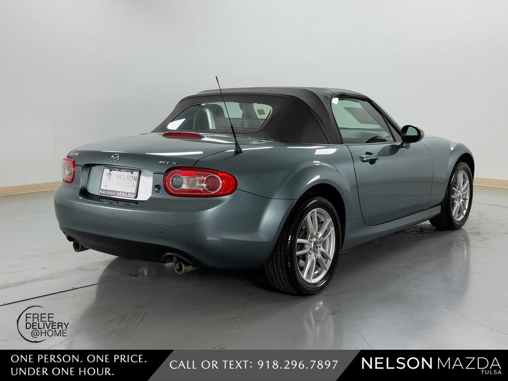 Used 2013 MAZDA MX-5 Miata Sport image 7