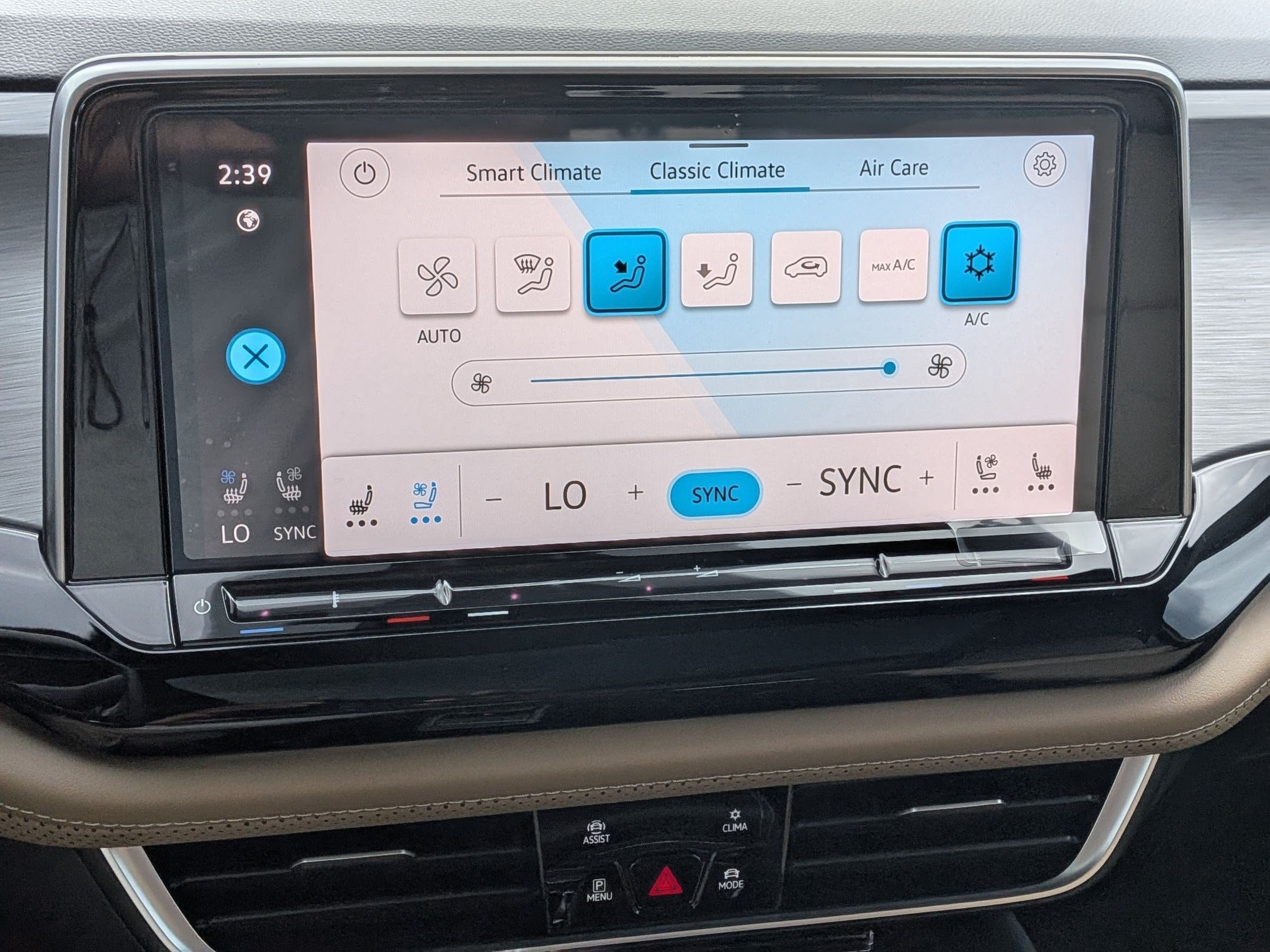New 2026 Volkswagen Atlas Cross Sport SE AWD/4WD image 23