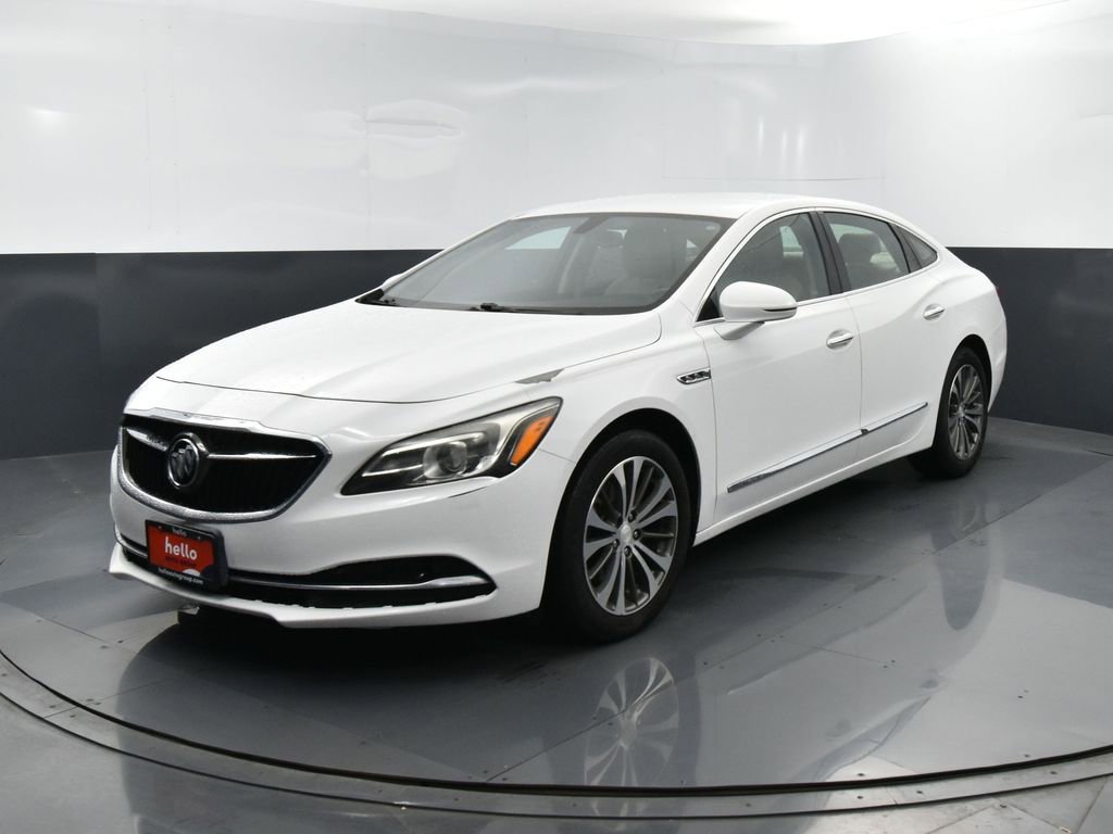 Used 2017 Buick LaCrosse Essence image 7