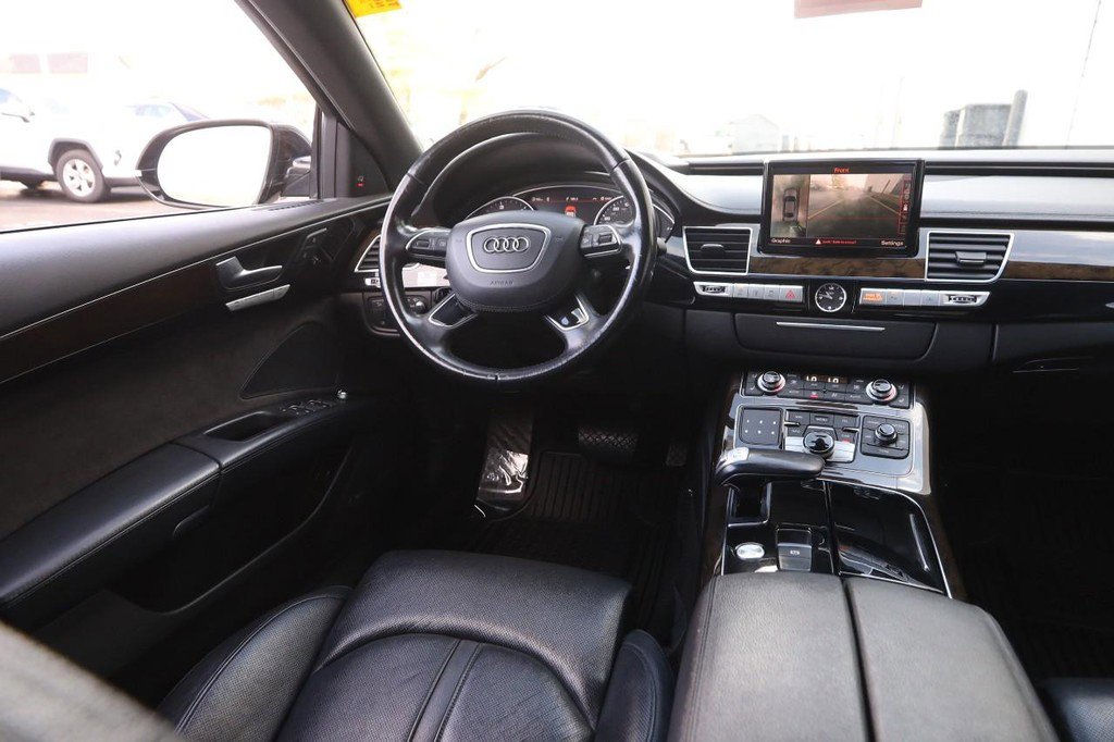 Used 2015 Audi A8 L TDI w/ Premium Package image 22