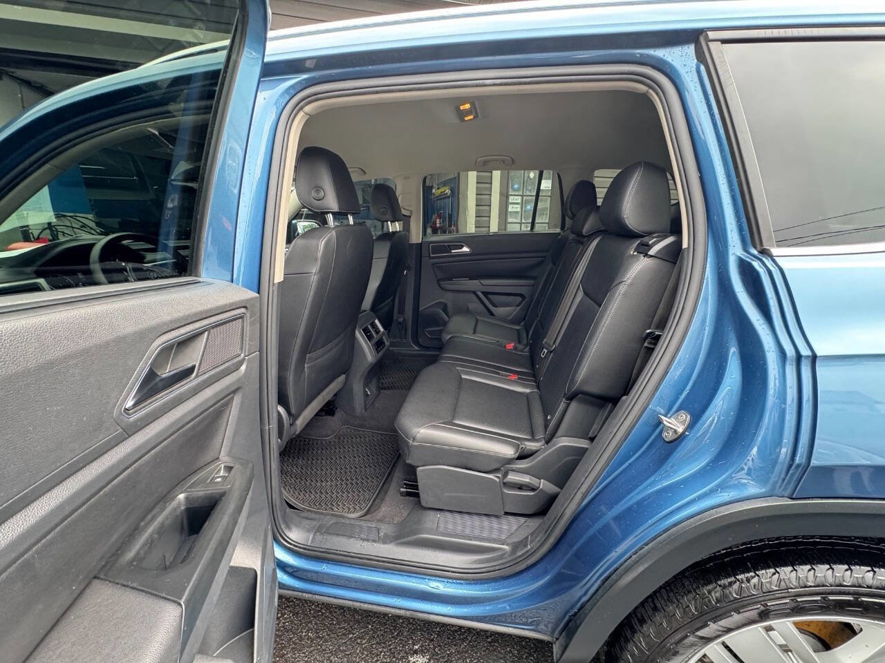 Used 2019 Volkswagen Atlas SE FWD image 6