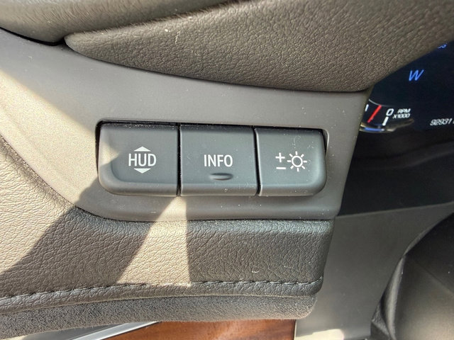 Used 2020 Cadillac Escalade Luxury AWD/4WD image 18