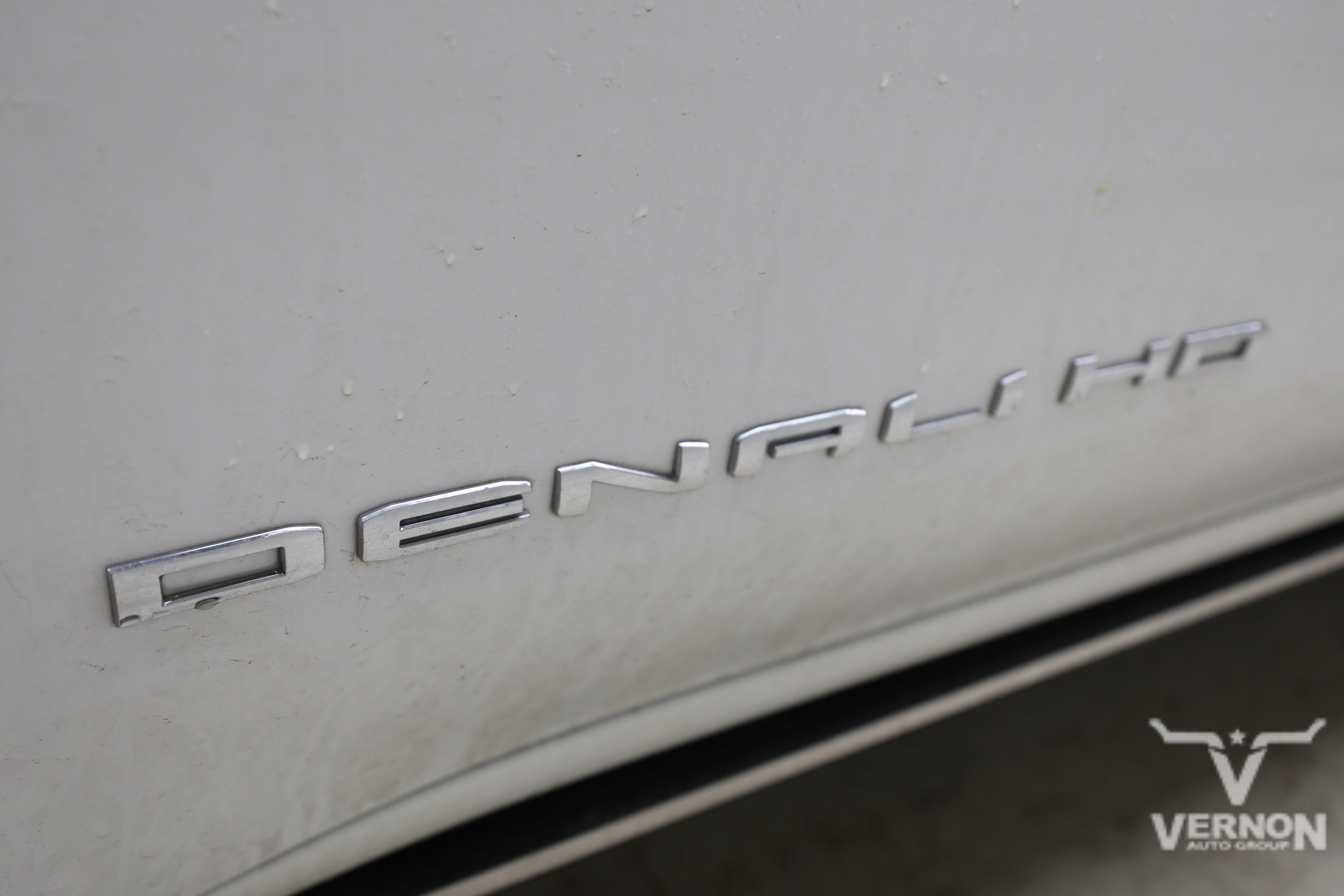 Used 2024 GMC Sierra 3500 Denali Ultimate AWD/4WD image 12