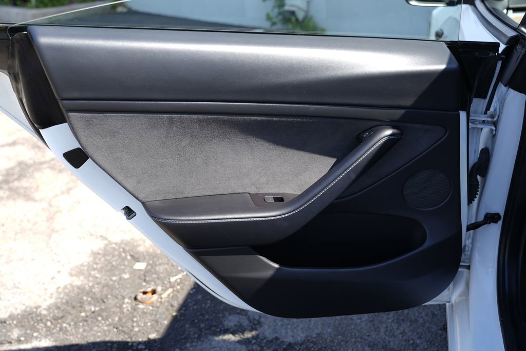 Used 2021 Tesla Model 3 Standard Range Plus RWD image 25