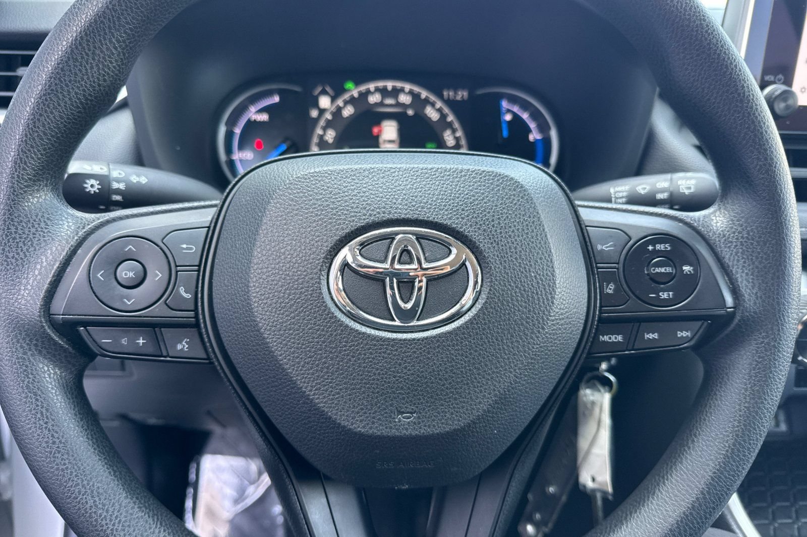 Certified 2024 Toyota RAV4 LE AWD/4WD image 28