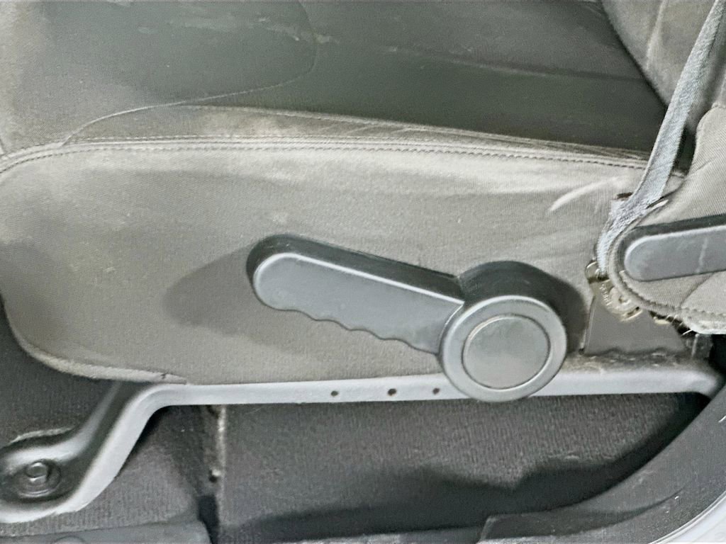 Used 2015 Jeep Wrangler Unlimited Sport w/ Connectivity Group image 20