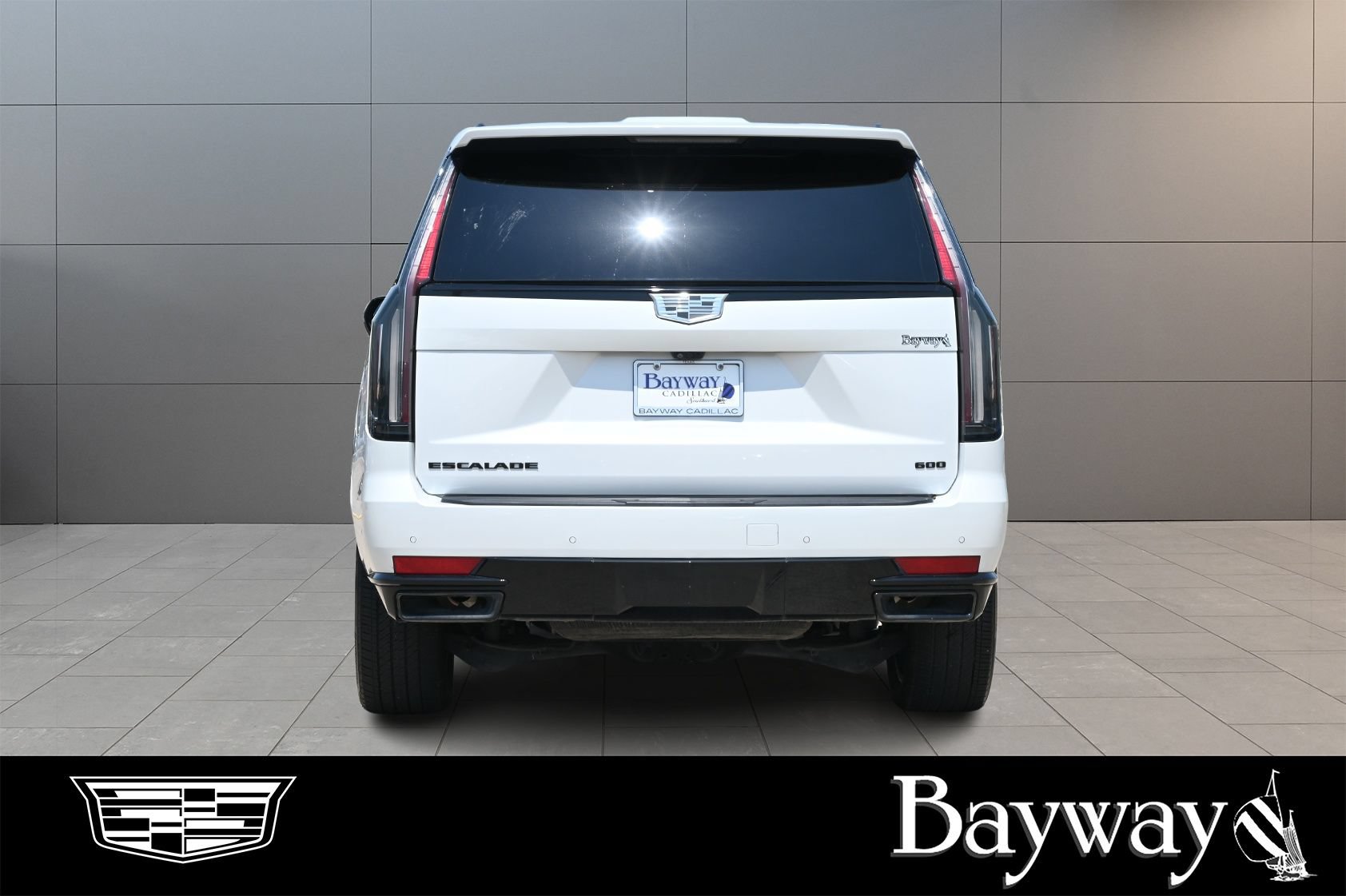 Used 2023 Cadillac Escalade ESV Sport w/ LPO, ONYX Package AWD/4WD image 7