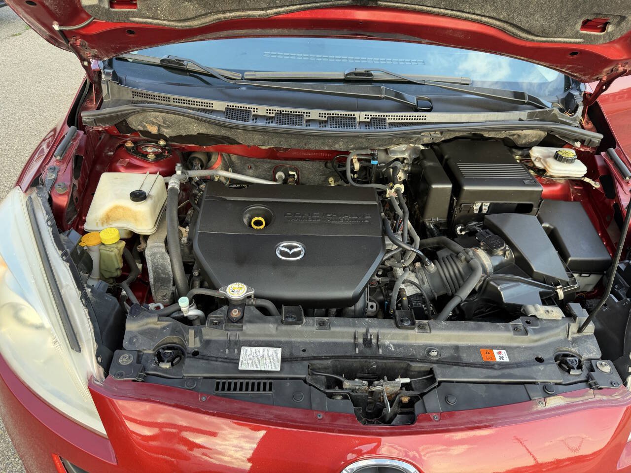 Used 2012 MAZDA MAZDA5 Grand Touring FWD image 24