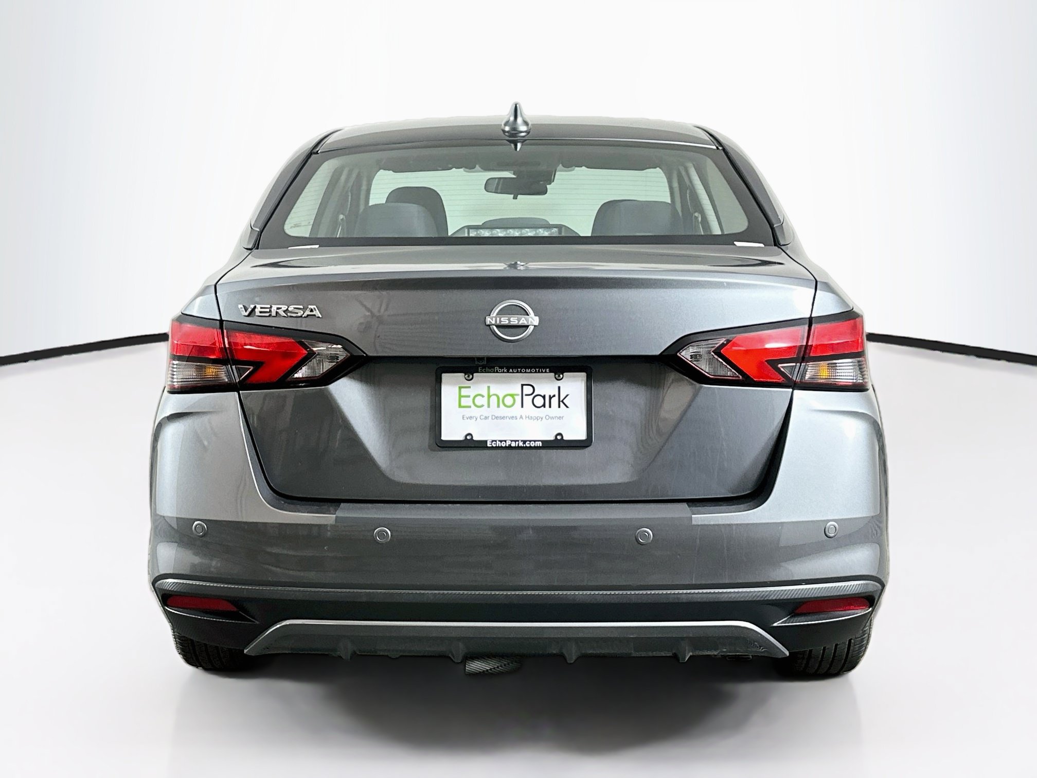 Used 2025 Nissan Versa SV FWD image 7