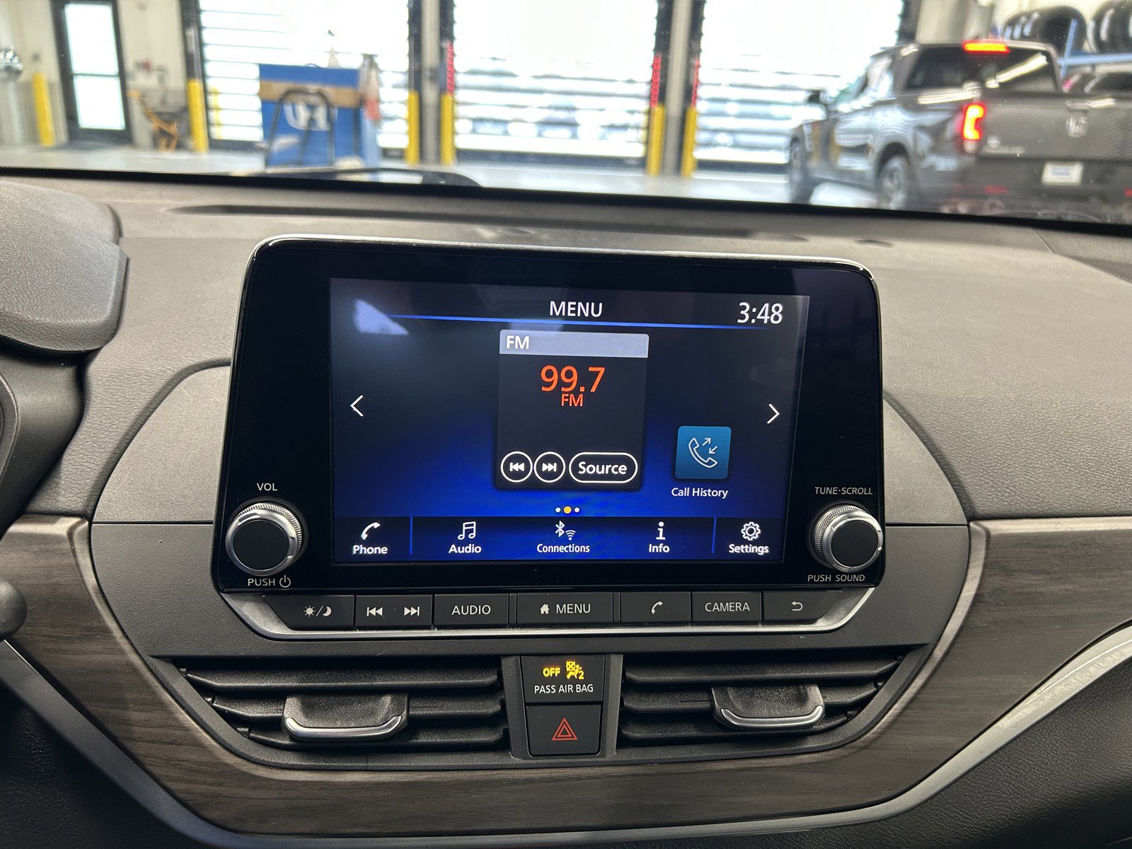 Used 2024 Nissan Altima 2.5 SV image 29