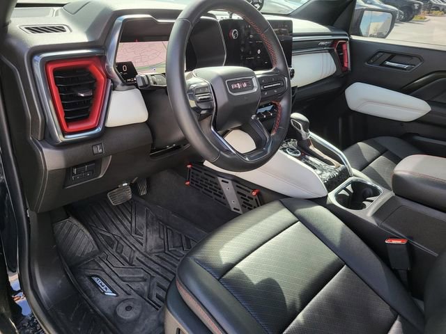 Used 2023 GMC Canyon AT4X image 18
