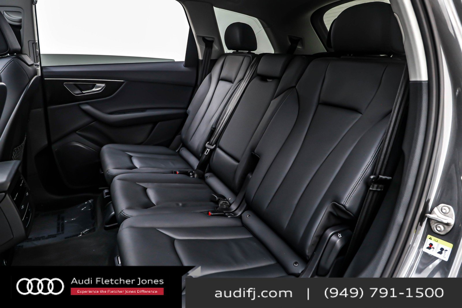 Used 2023 Audi Q7 2.0T Premium w/ Convenience Package image 8