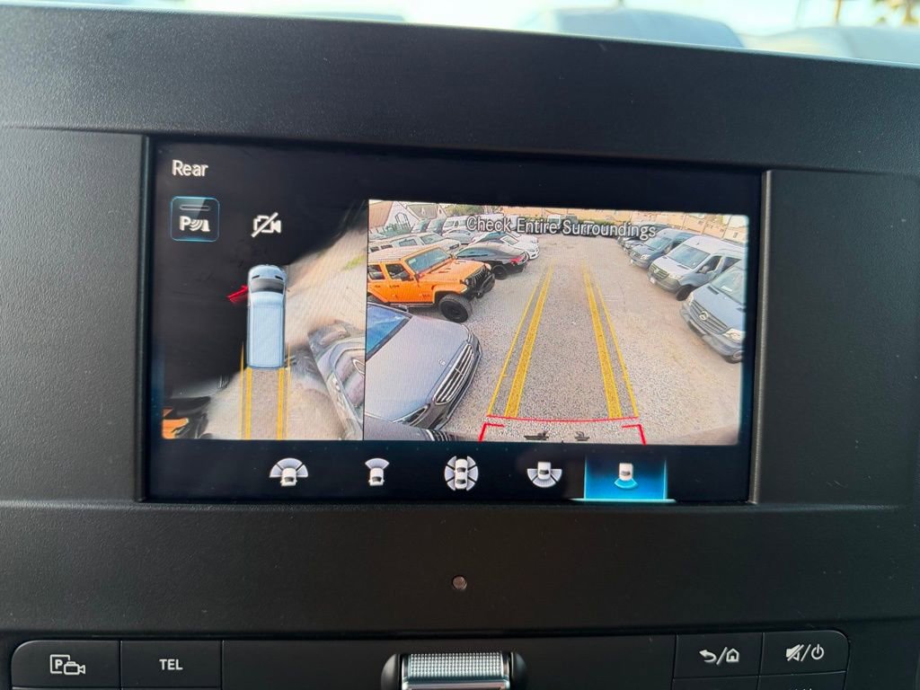 Used 2024 Mercedes-Benz Sprinter 2500 image 21