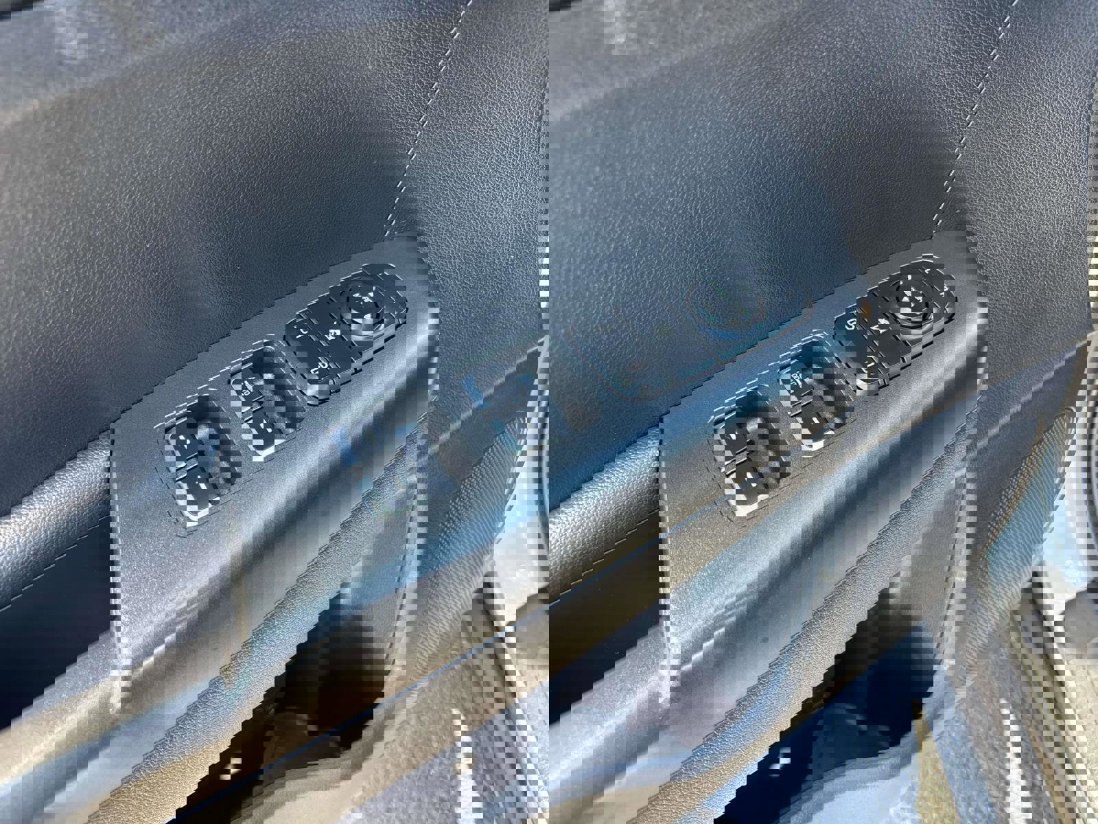 Used 2021 Kia Sportage LX AWD/4WD image 17