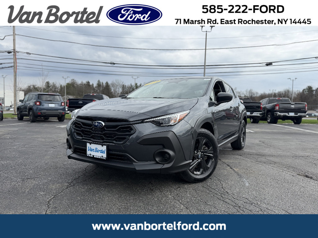 Used 2024 Subaru Crosstrek 2.0i image 1