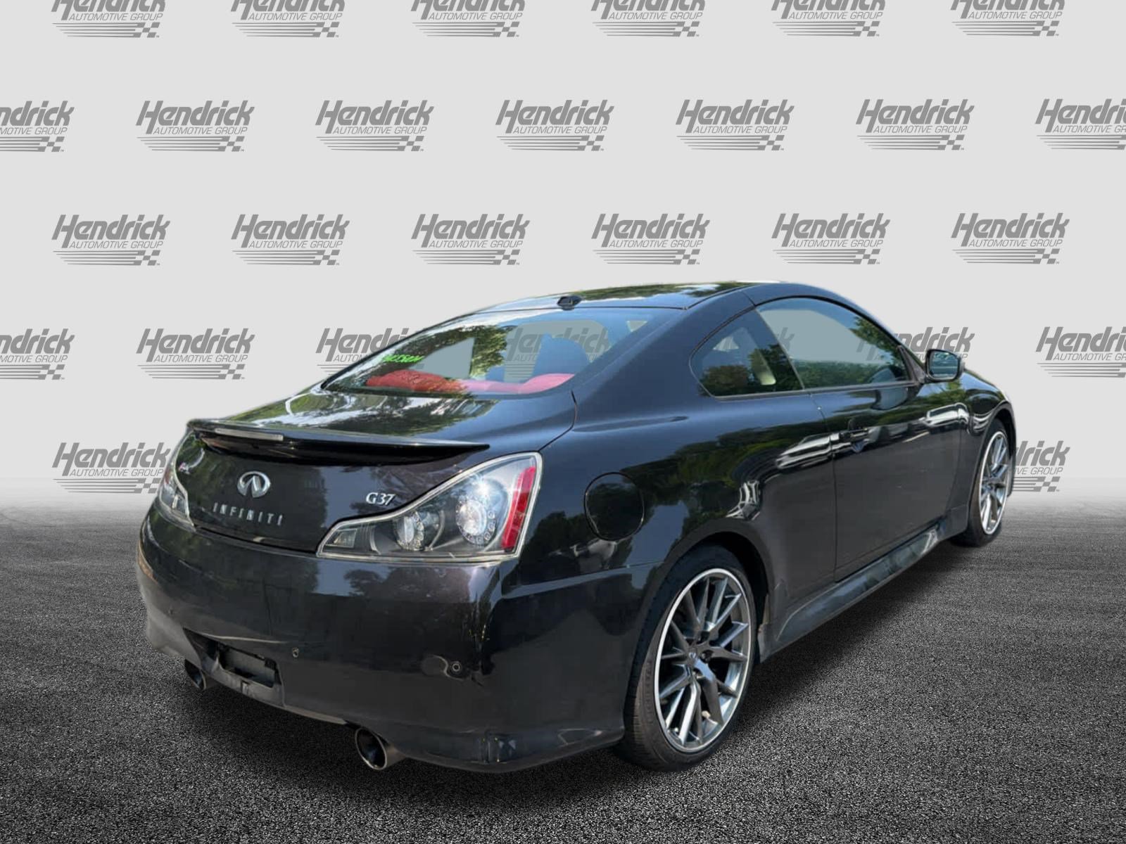Used 2011 INFINITI G37 IPL RWD image 11