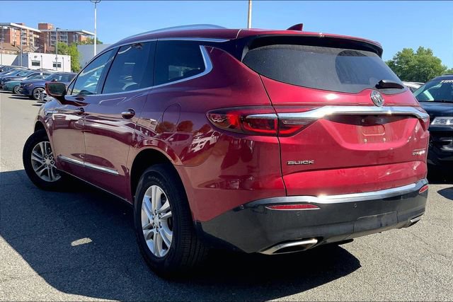Used 2018 Buick Enclave Essence FWD image 3