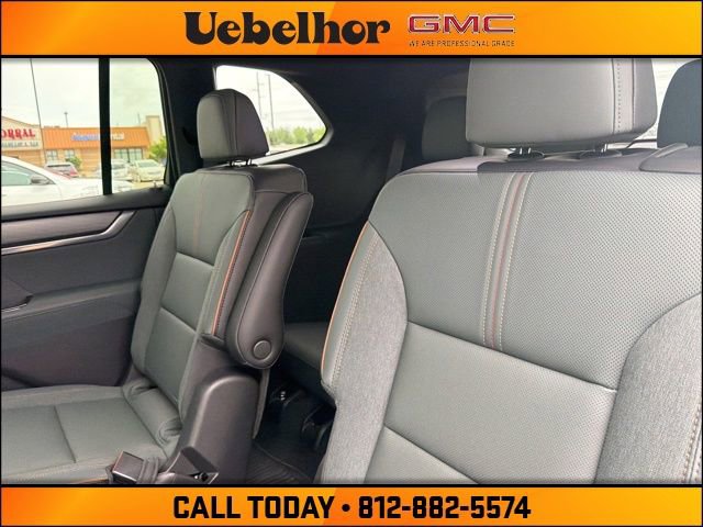 New 2026 GMC Acadia AT4 w/ Luxury Package AWD/4WD image 20