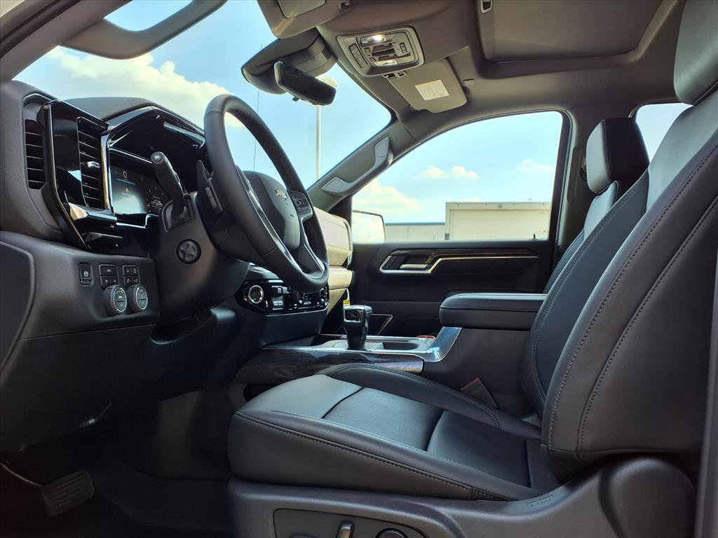 New 2026 Chevrolet Silverado 1500 LTZ w/ LTZ Premium Package image 14