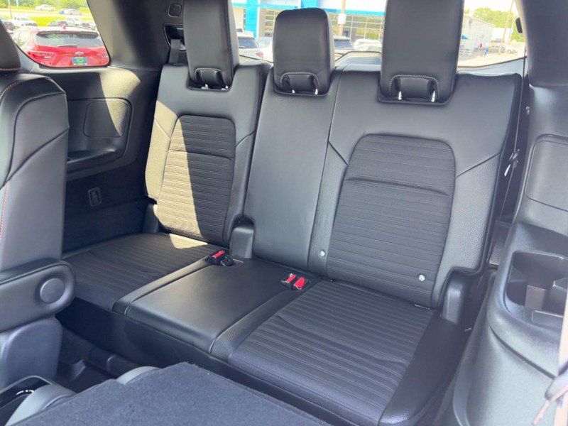 Used 2024 Nissan Pathfinder SV AWD/4WD image 10