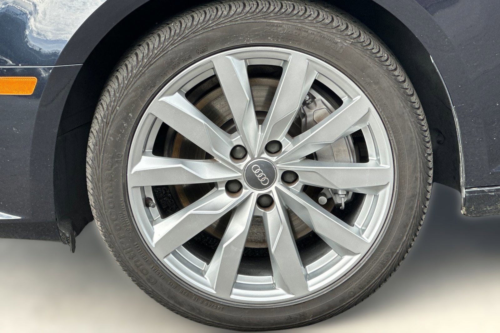 Used 2017 Audi A4 2.0T Premium w/ Audi MMI Navigation Plus image 11