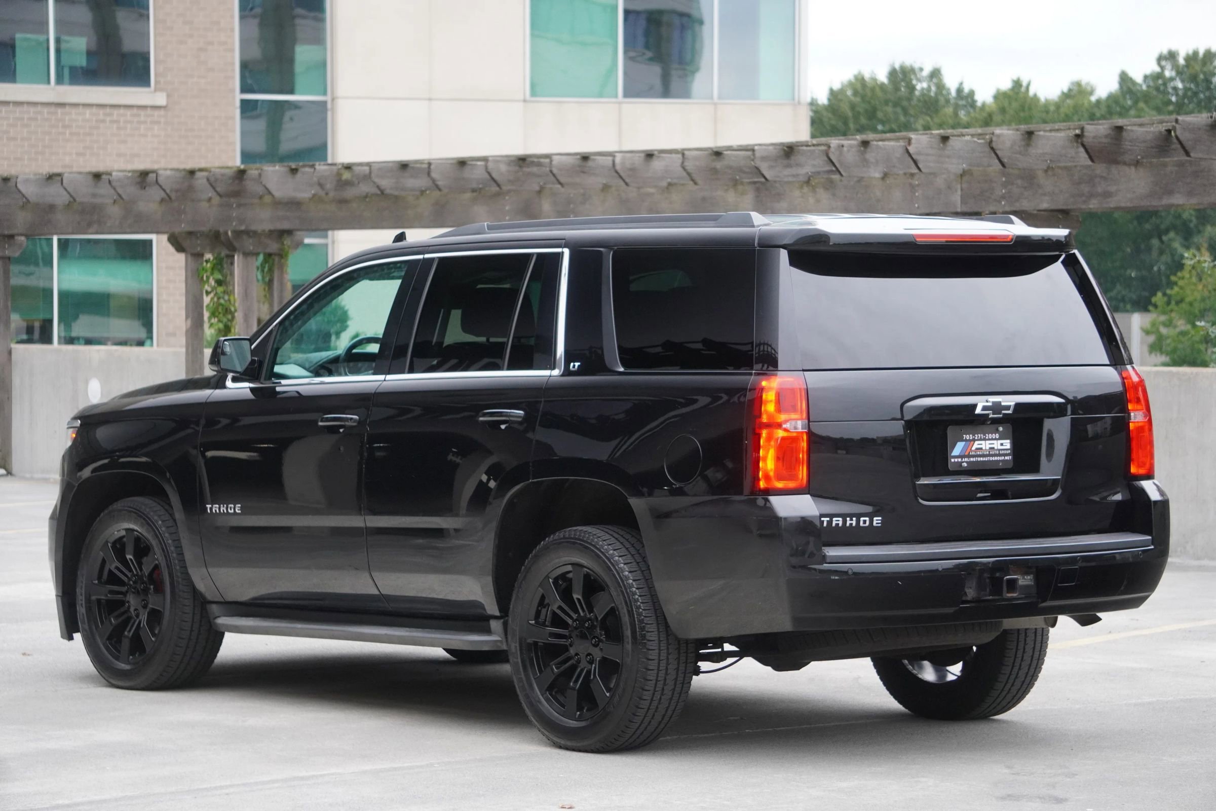Used 2017 Chevrolet Tahoe LT image 7