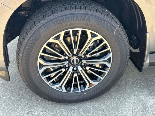 New 2026 Nissan Armada Platinum RWD image 4