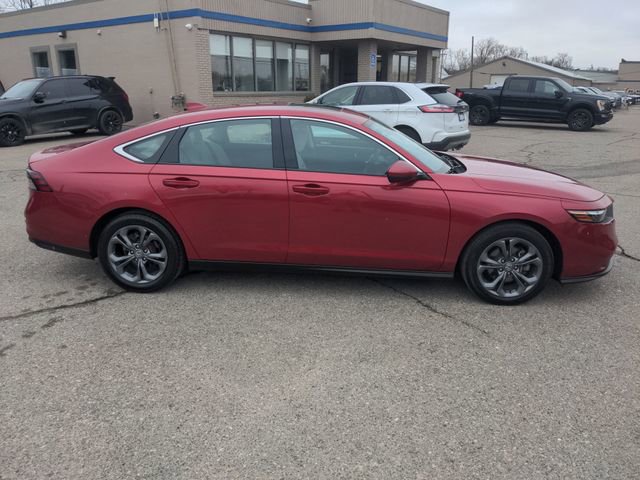 Used 2023 Honda Accord EX image 6