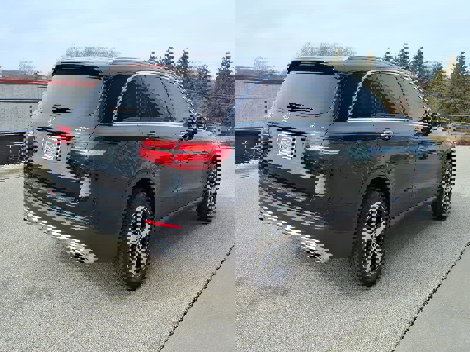 Used 2019 Mercedes-Benz GLC 350e 4MATIC image 5