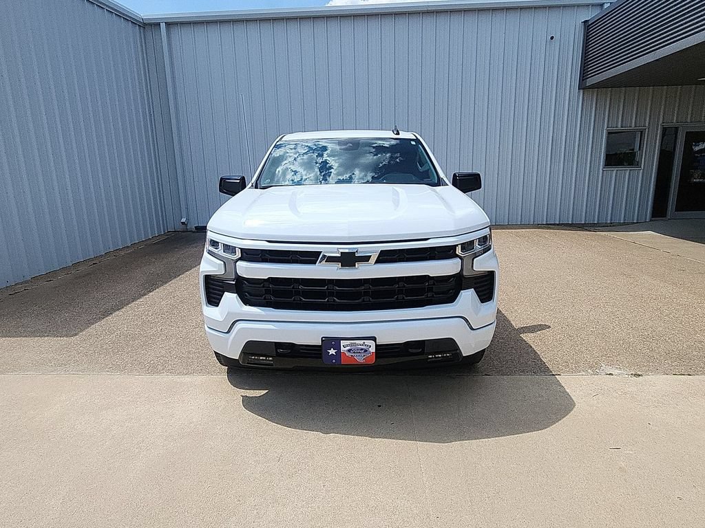 Used 2024 Chevrolet Silverado 1500 RST AWD/4WD image 3