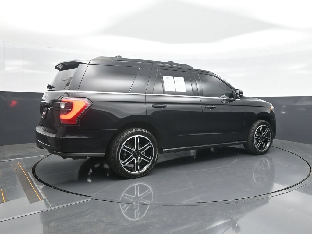 Used 2020 Ford Expedition Limited w/ Equipment Group 303A AWD/4WD image 7