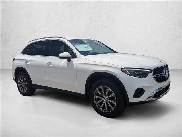 Certified 2025 Mercedes-Benz GLC 300 image 3