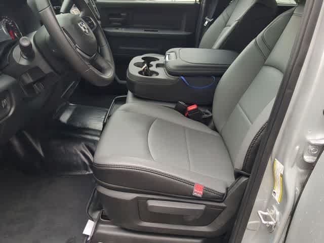 New 2026 RAM 3500 Tradesman AWD/4WD image 17