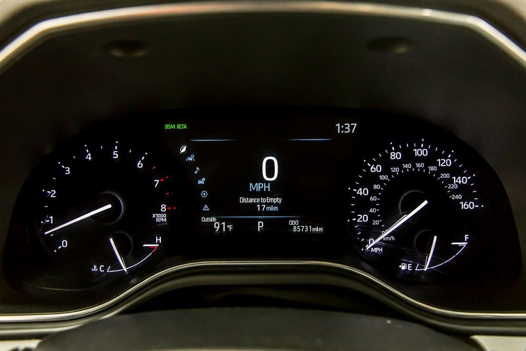 Used 2021 Toyota Avalon XLE w/ Moonroof Package FWD image 16
