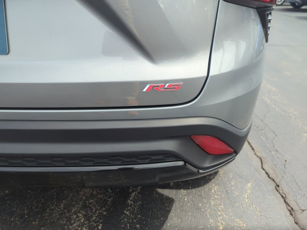Certified 2024 Chevrolet Trax RS w/ Driver Confidence Package image 9