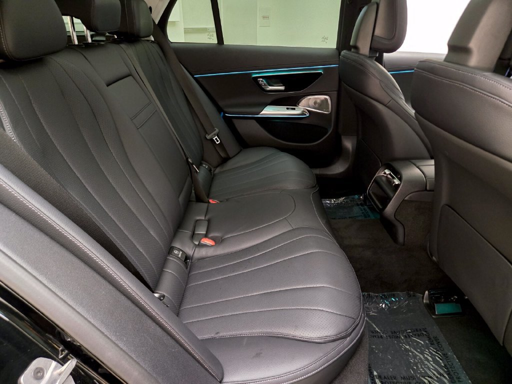 Used 2026 Mercedes-Benz E 450 4MATIC All-Terrain Wagon image 25