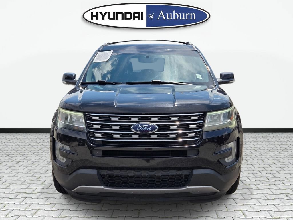 Used 2017 Ford Explorer XLT w/ Equipment Group 202A FWD image 21