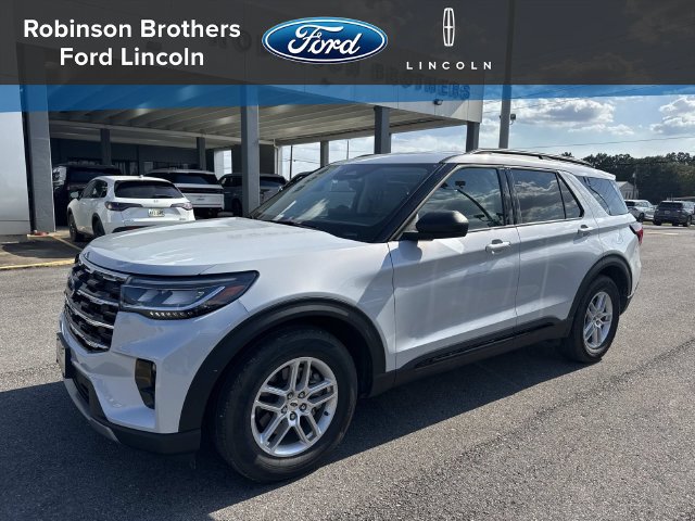 New 2026 Ford Explorer Active w/ Active Comfort Package RWD image 1