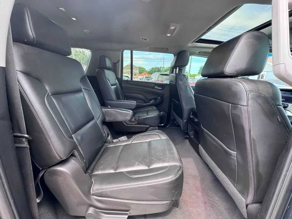 Used 2019 Chevrolet Suburban LT AWD/4WD image 11