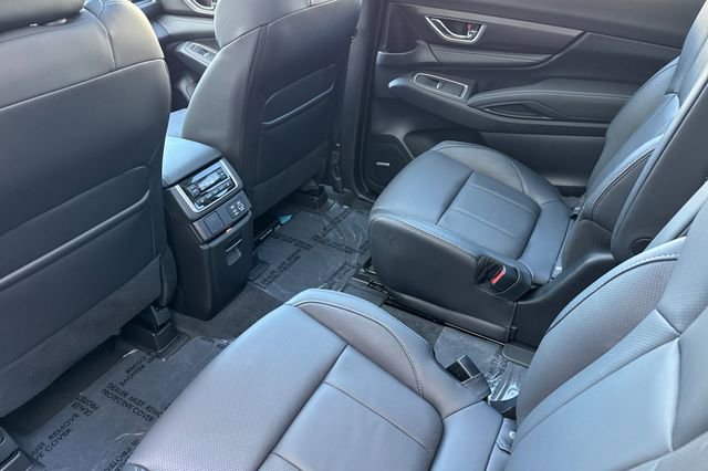 Used 2025 Subaru Ascent Limited AWD/4WD image 13