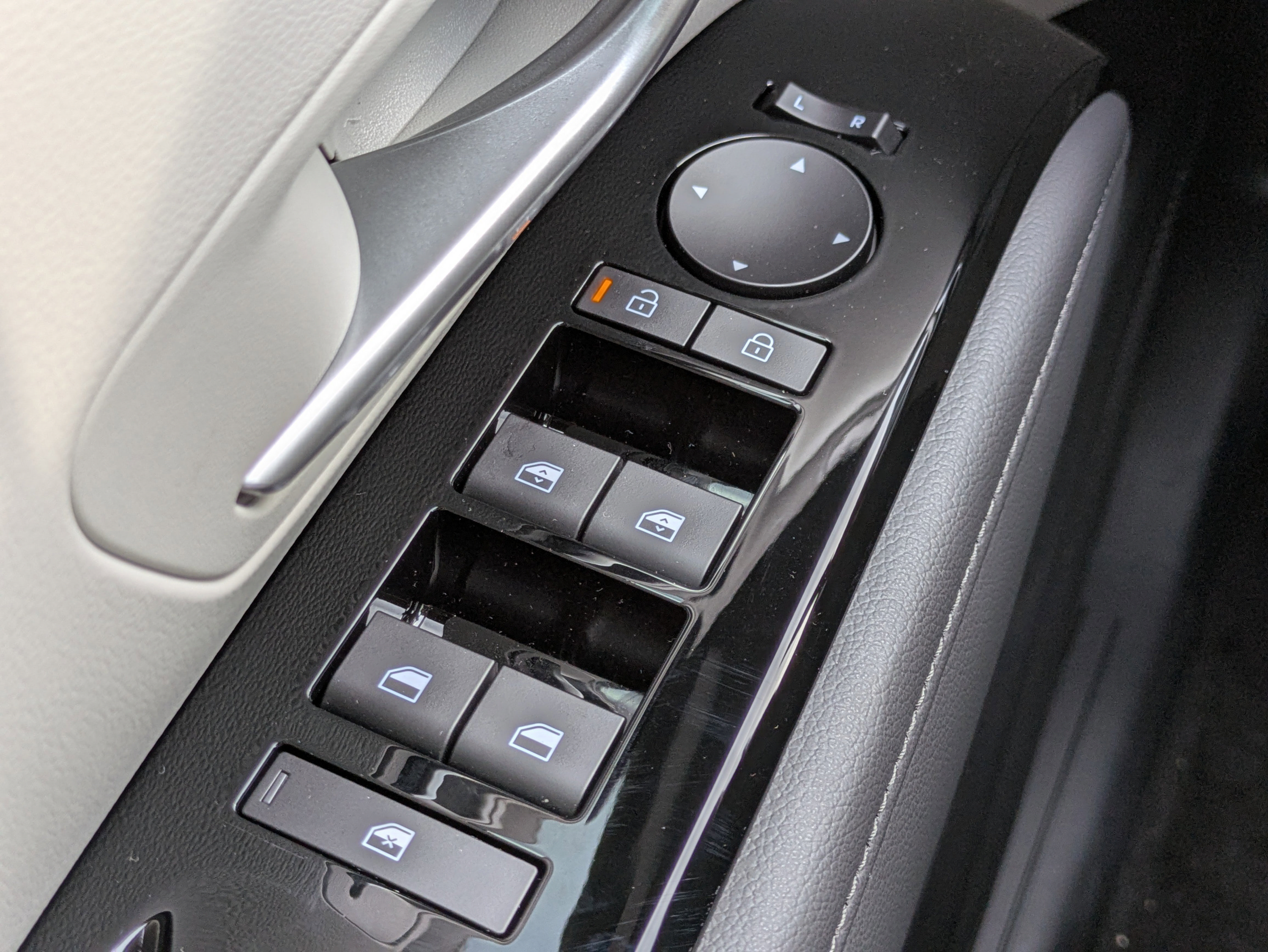 New 2026 Hyundai Tucson Limited AWD/4WD image 27