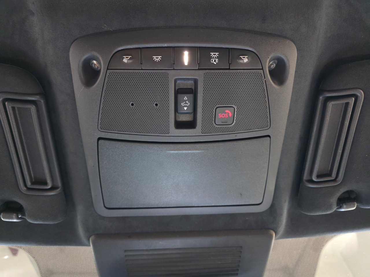 Used 2019 INFINITI QX80 Limited w/ All-Season Package image 41