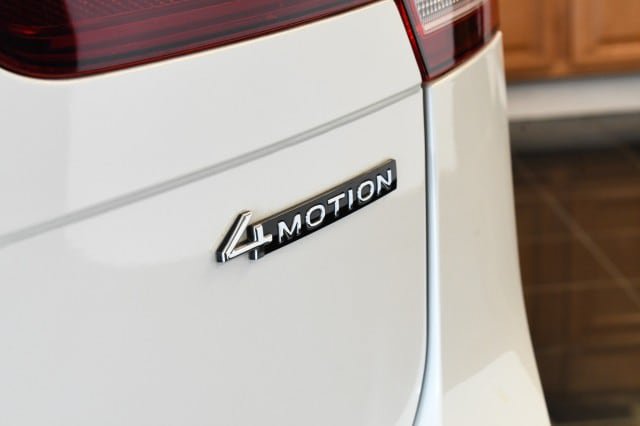 Used 2022 Volkswagen Tiguan SEL R-Line AWD/4WD image 17