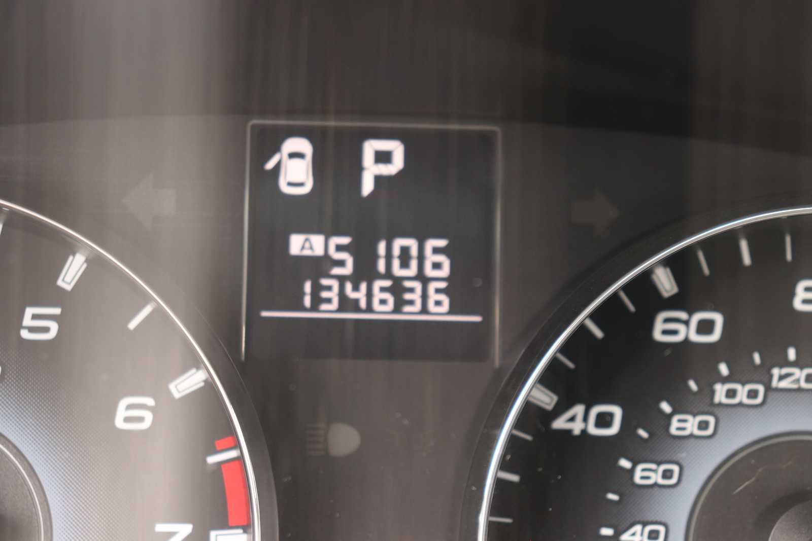 Used 2010 Subaru Legacy 2.5i AWD/4WD image 11