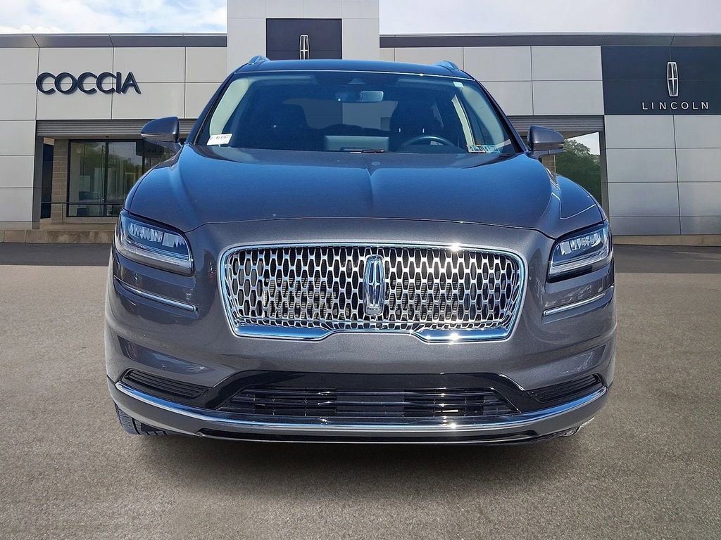 Used 2022 Lincoln Nautilus AWD image 2
