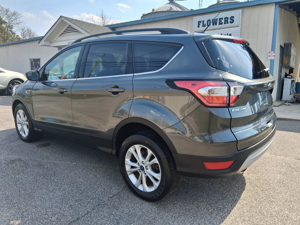 Used 2018 Ford Escape SE image 6