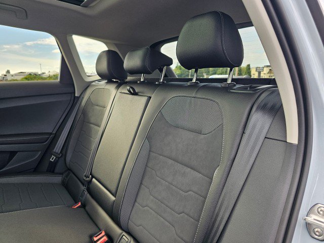 New 2027 Volkswagen Taos SE AWD/4WD image 20